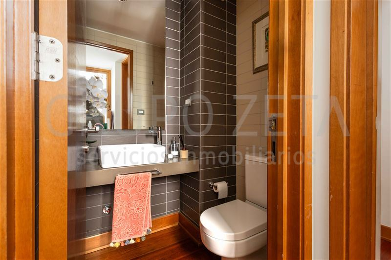 Venta Departamento Sur-Oriente 3D en suite Walk-in cl&oacute;set 3B 2E 1B P&iacute;o XI - Vitacura