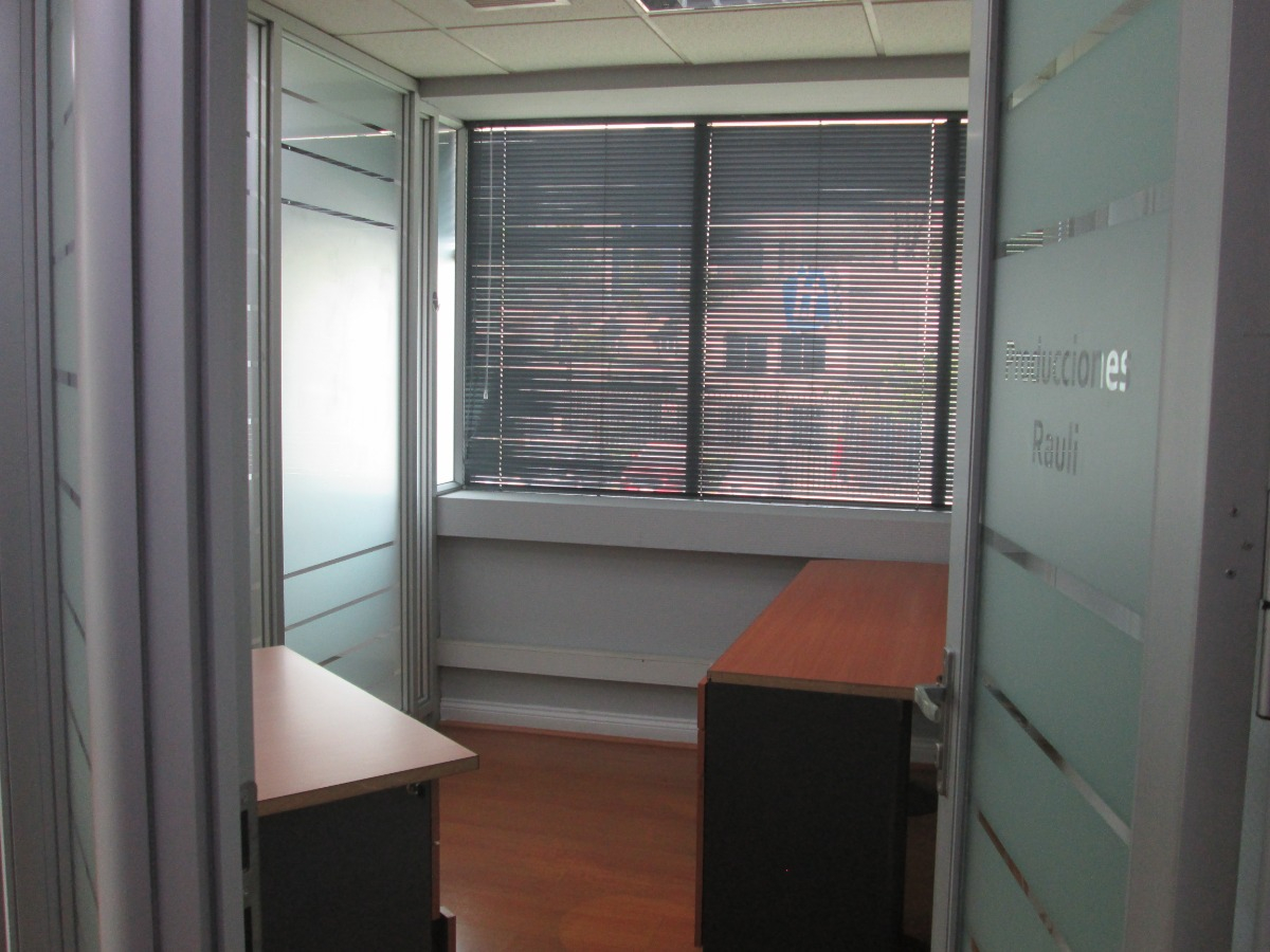 Arriendo Oficina SO 3B 3E Pedro de Valdivia Norte - Providencia