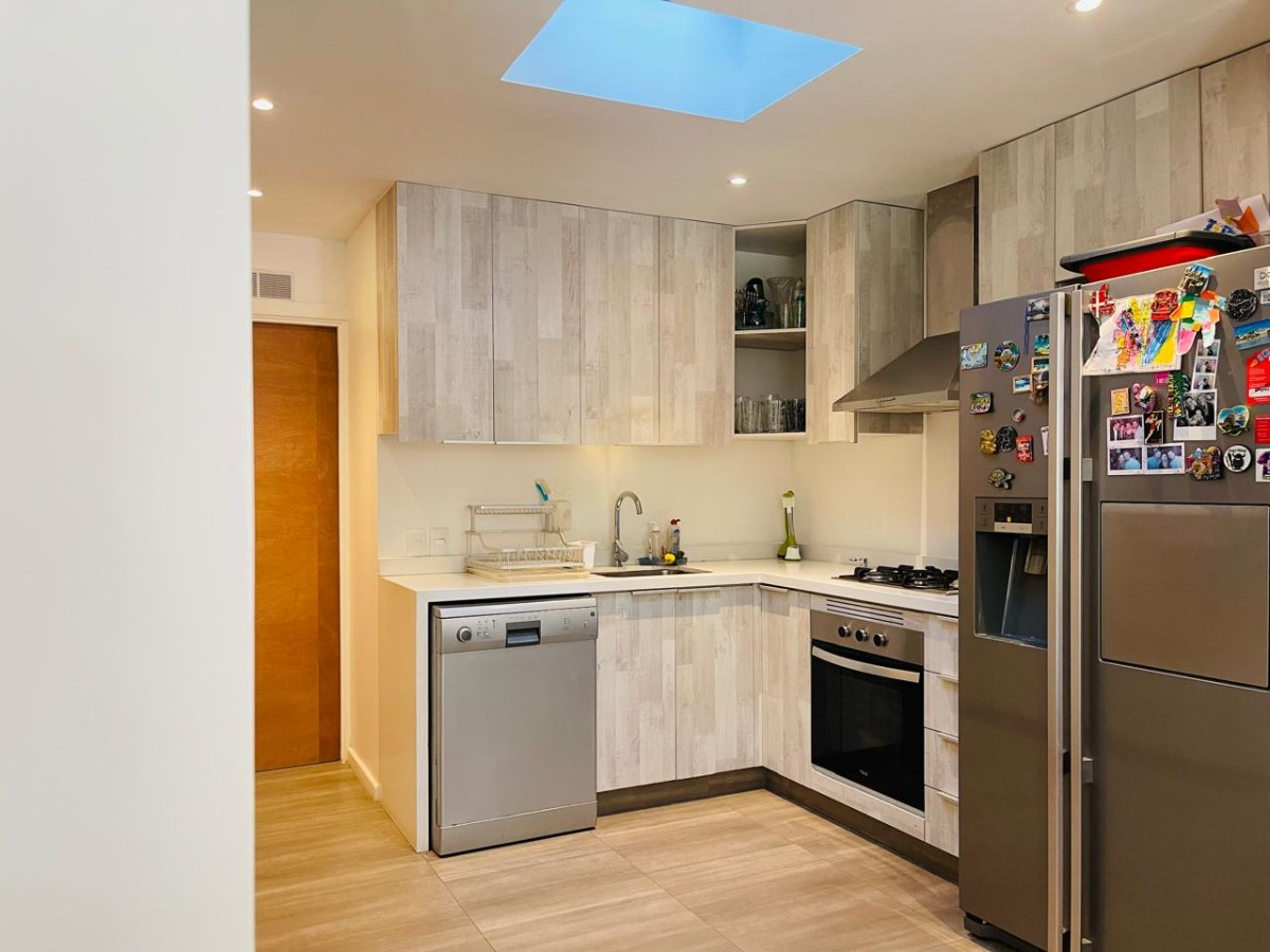 Venta Casa NO 3D 3B 2E 1B Los Dominicos - Las Condes