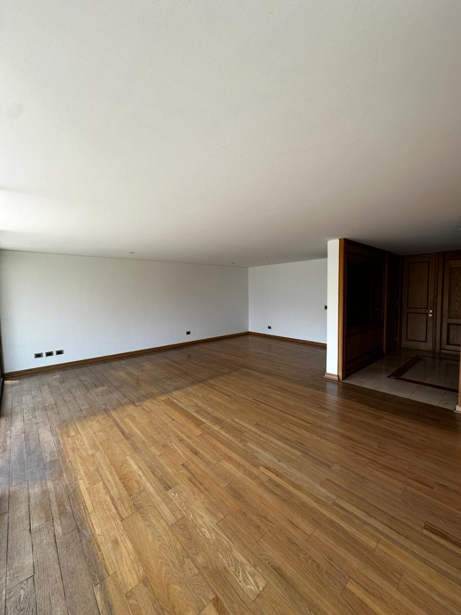 Venta Departamento NO 3D en suite Walk-in cl&oacute;set 3B 3E 2B Jard&iacute;n Del Este - Vitacura