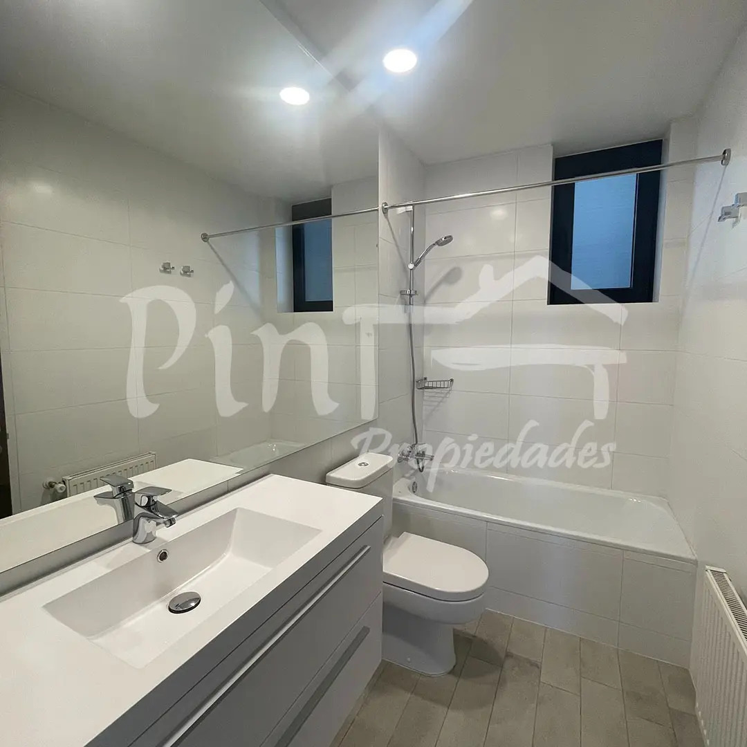 Venta Departamento O 2D Walk-in cl&oacute;set 3B 1E 1B Estadio Croata - Vitacura