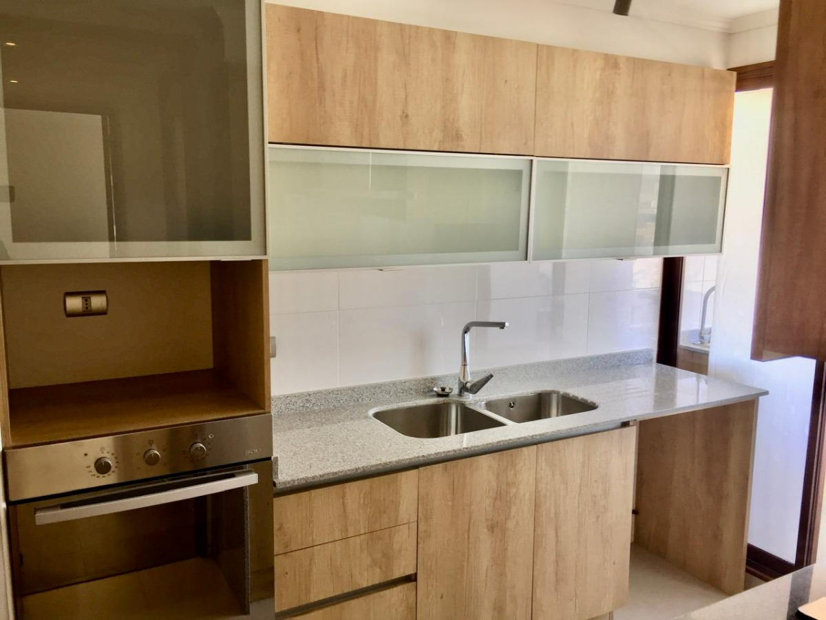 Venta Departamento NP 2D en suite Walk-in cl&oacute;set 2B 1E 2B Los Leones - Providencia