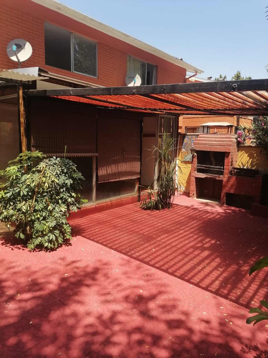Arriendo Casa 3D 2B 2E Col&oacute;n Oriente - Vital Apoquindo - Las Condes