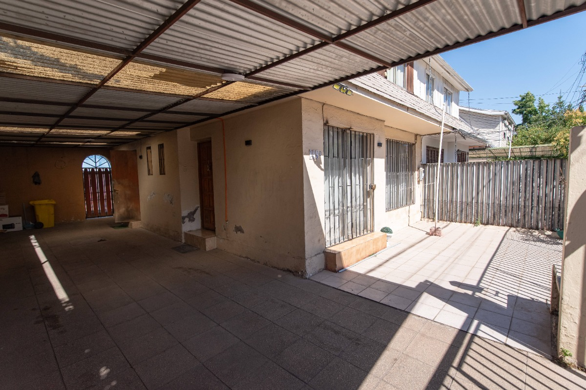 Venta Casa P 4D 2B 2E 1B Col&oacute;n Oriente - Vital Apoquindo - Las Condes