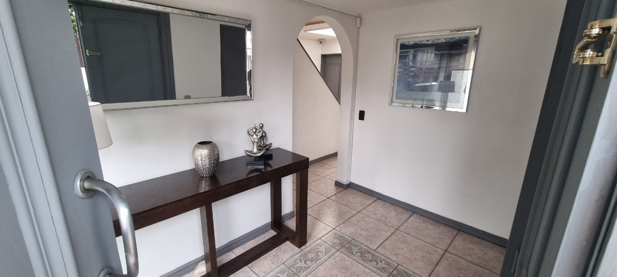 Venta Casa 5D 3B 4E 1B Juan XXIII - Vitacura