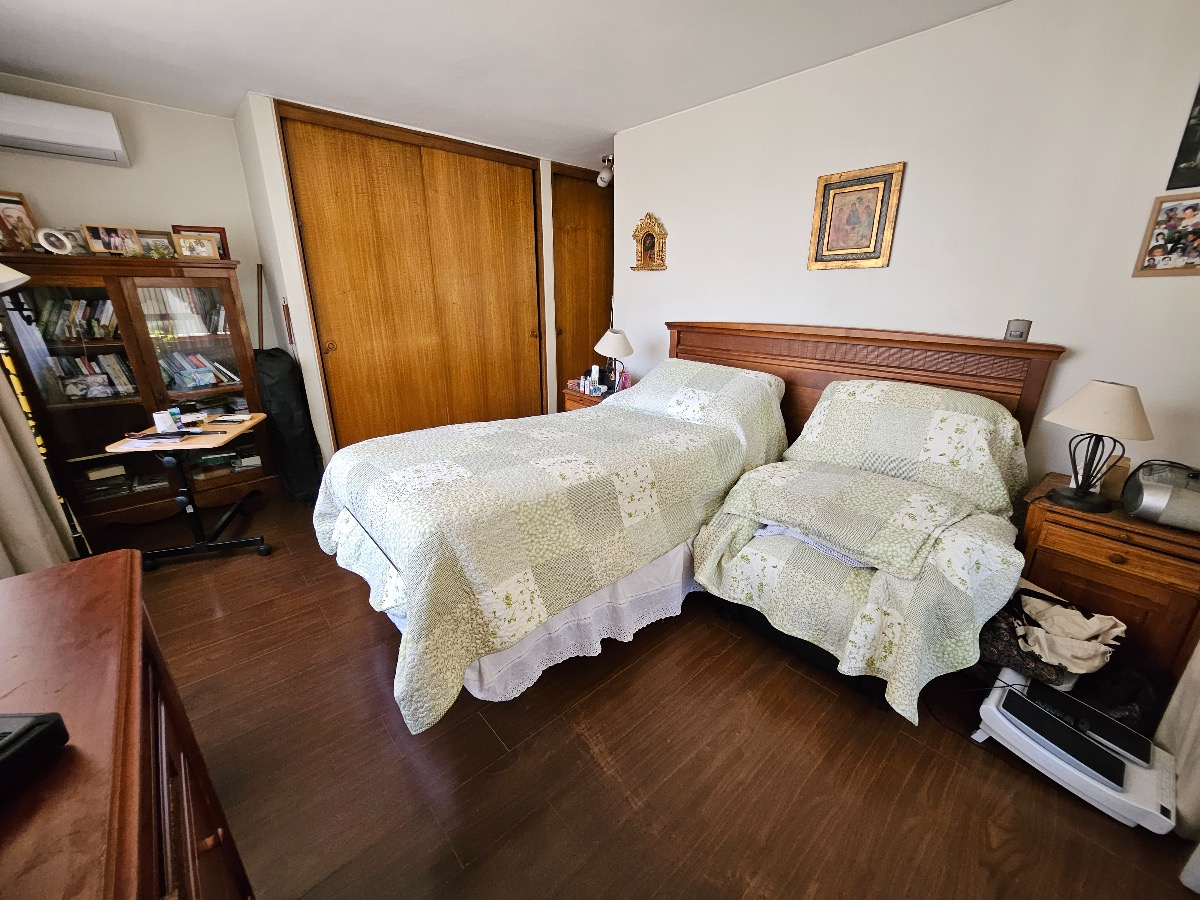 Venta Departamento O 4D en suite Walk-in cl&oacute;set 3B 2E Centro Financiero - Las Condes