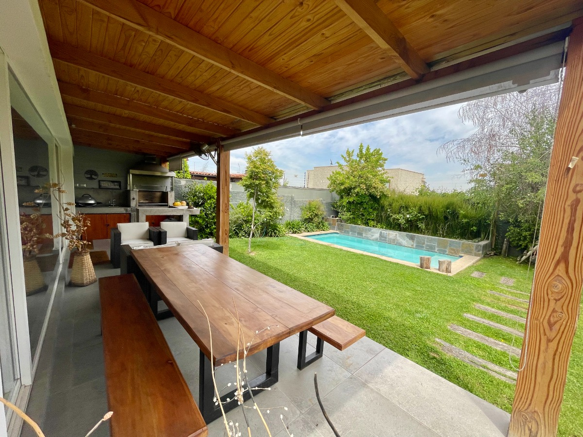 Venta Casa P 6D en suite Walk-in cl&oacute;set 4B 2E 1B La Reina Alta - La Reina