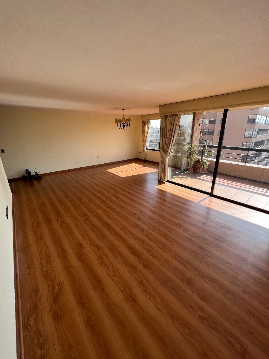 Venta Departamento 4D Sebasti&aacute;n Elcano - Las Condes