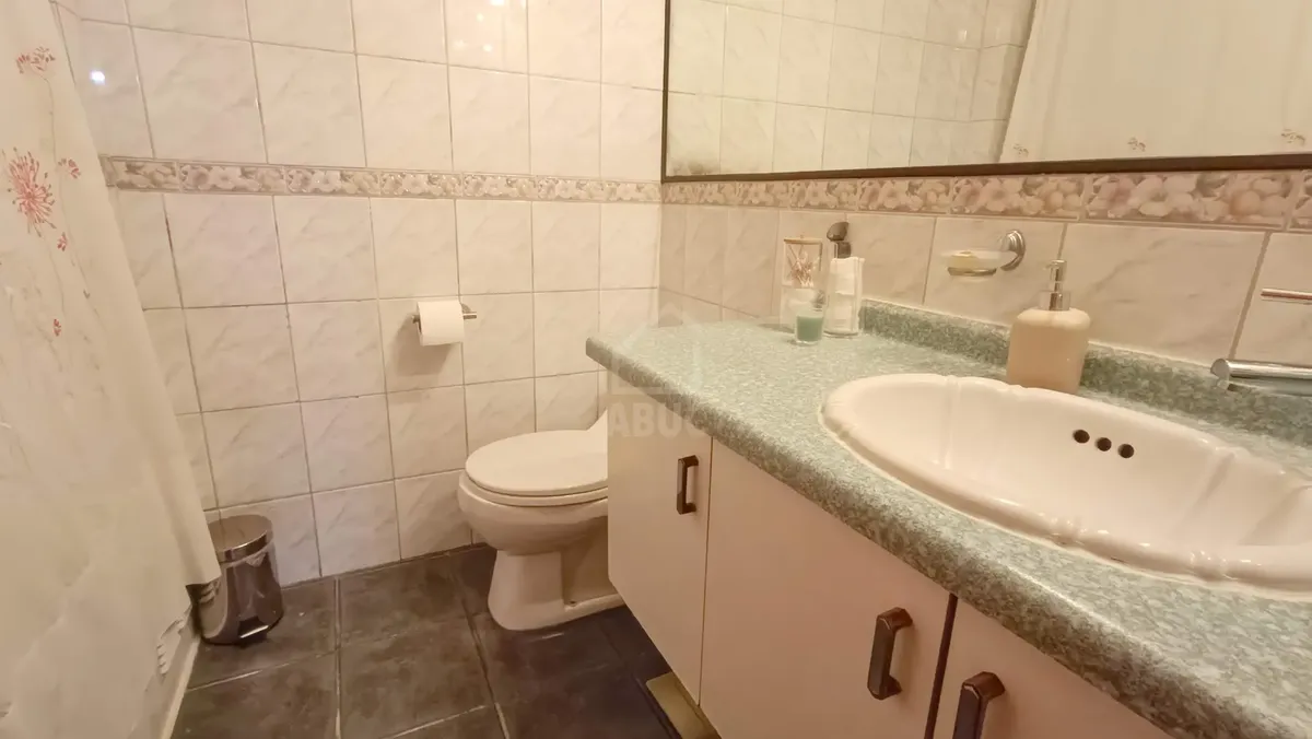 Venta Casa NO 5D 3B 2E 1Bd  - Las Condes