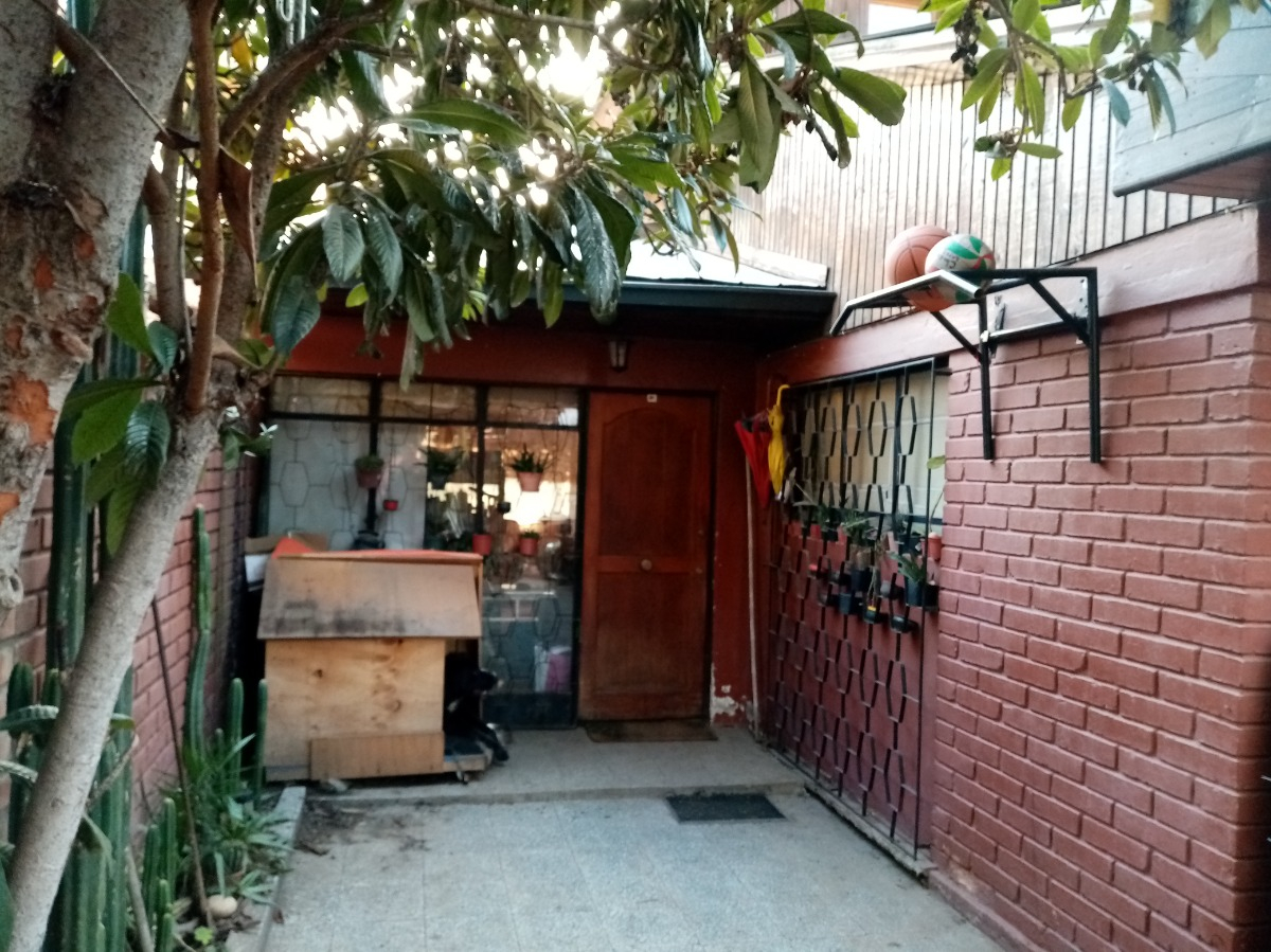 Venta Casa O 4D en suite 2B 2E Blest Gana - La Reina