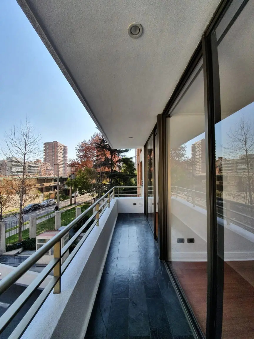 Venta Departamento SP 1D en suite Walk-in cl&oacute;set 1B 1E 1B Metro Manquehue - Apumanque - Las Condes