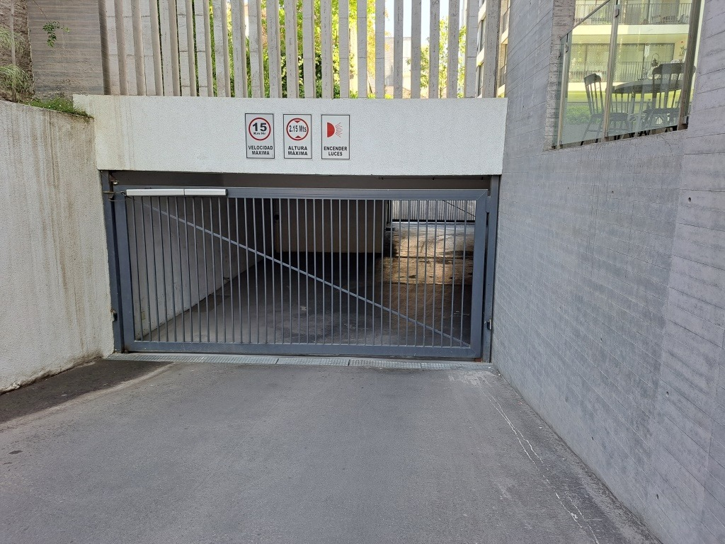 Venta Oficina NO 1B 1E 1B Plaza Italia - Providencia