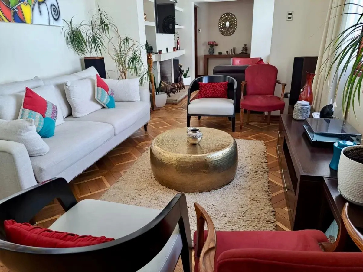 Arriendo Casa 3D 3B 6E 1B Metro Pr&iacute;ncipe de Gales - Country Club - La Reina