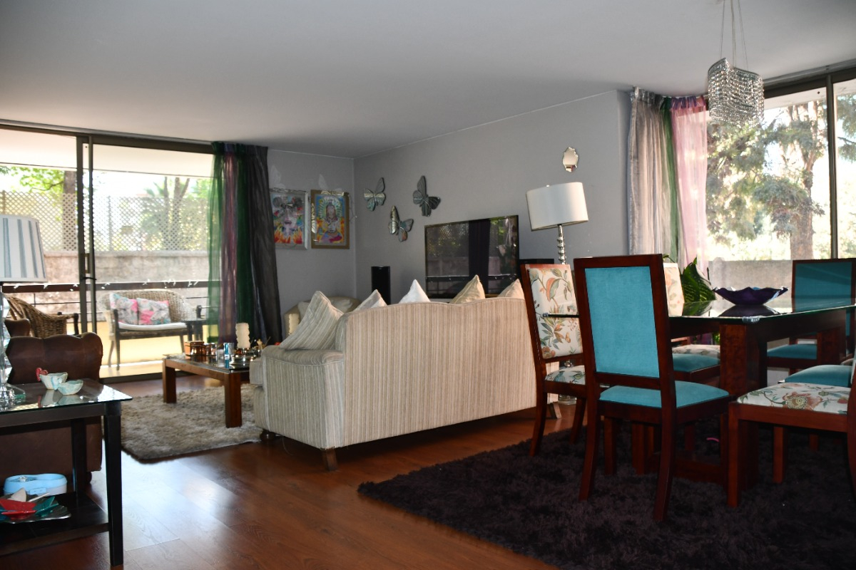 Venta Departamento O 4D en suite Walk-in cl&oacute;set 3B 1E 1B Estadio Manquehue - Vitacura