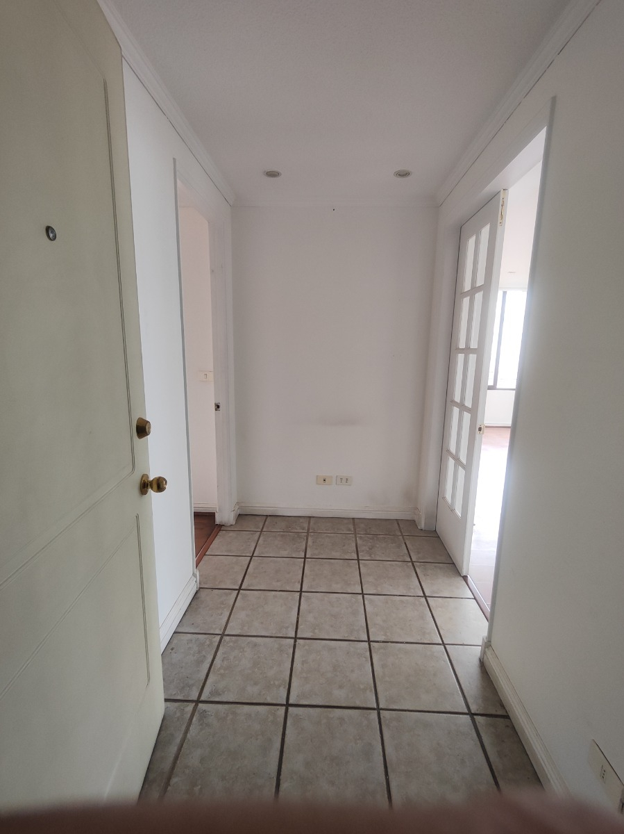 Venta Departamento SO 3D en suite Walk-in cl&oacute;set 2B 1E 1B Vaticano - Las Condes