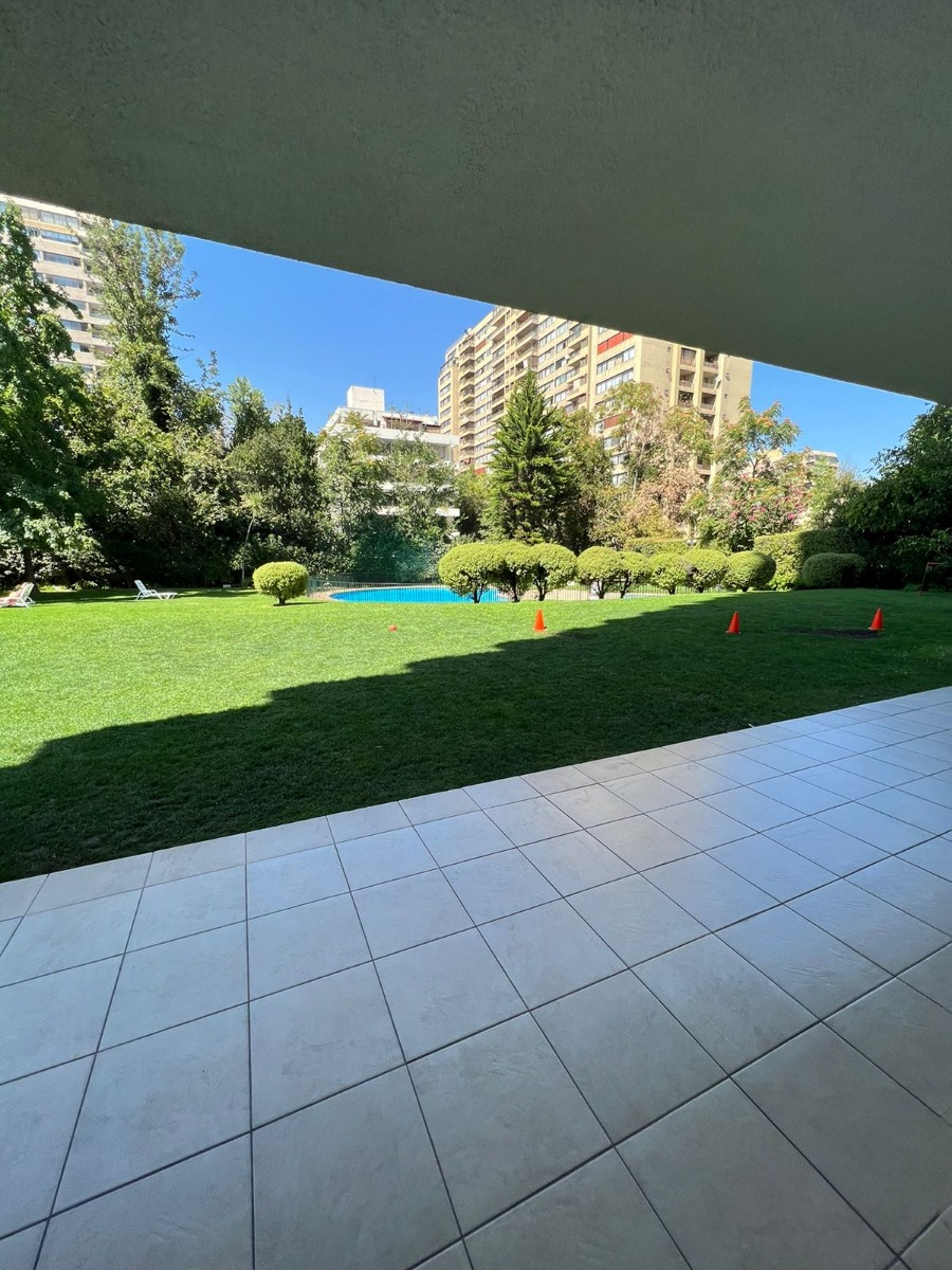 Arriendo Departamento N 2D en suite 2B 1E 1B Vaticano - Las Condes