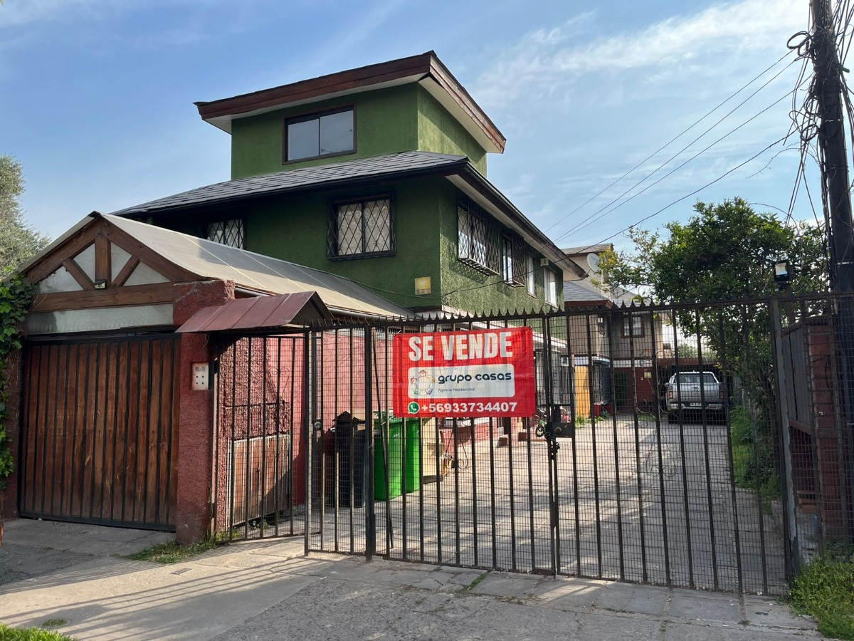 Venta Casa 3D 2B 2E Francisco de Villagra - La Reina