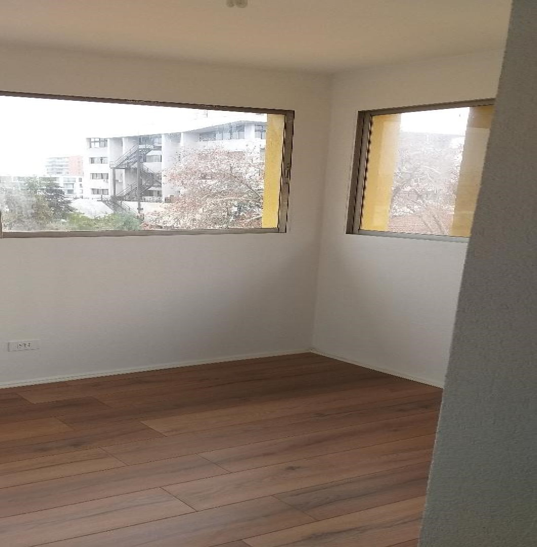 Arriendo Departamento SP 4D en suite Walk-in cl&oacute;set 3B 1E In&eacute;s de Su&aacute;rez - Providencia