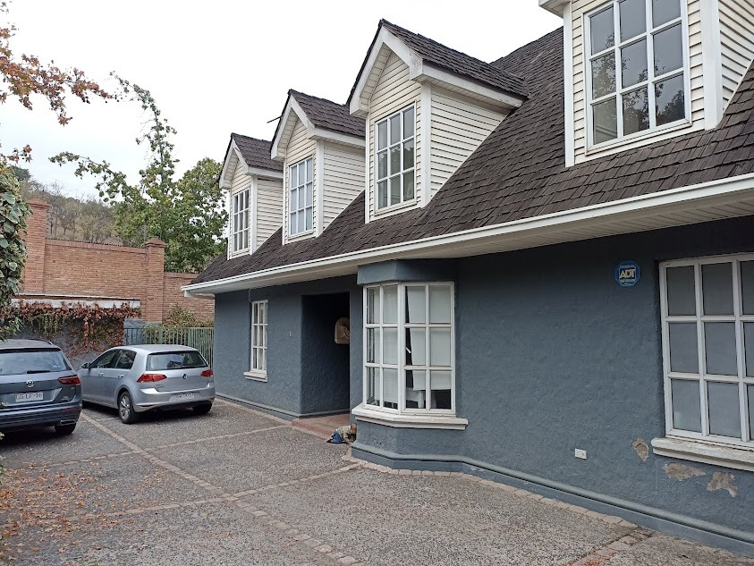 Venta Casa 5D en suite Walk-in cl&oacute;set 4B 4E 1B El Huinganal - Lo Barnechea