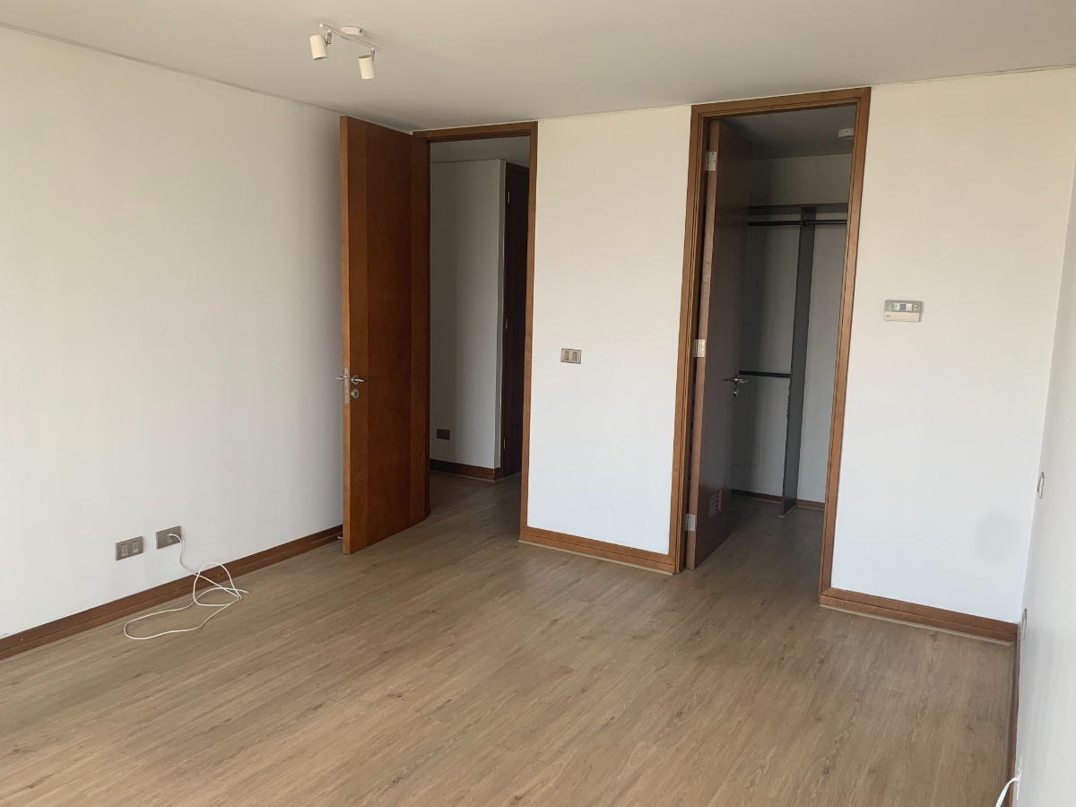 Arriendo Departamento 4D Parque Bicentenario - Vitacura