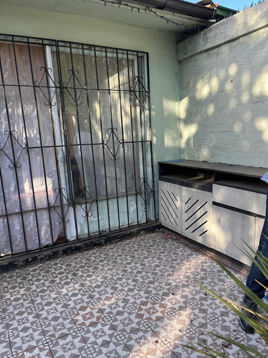 Arriendo Casa 5D Carlos Ossand&oacute;n - La Reina