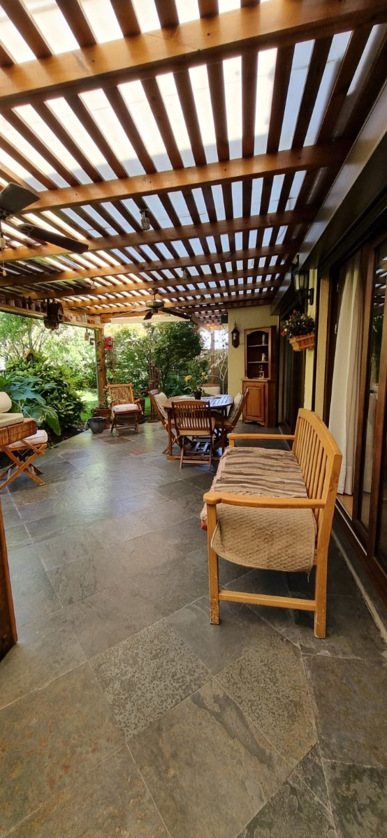 Venta Casa NOSP 4D en suite 4B 2E 1B San Carlos de Apoquindo - Las Condes