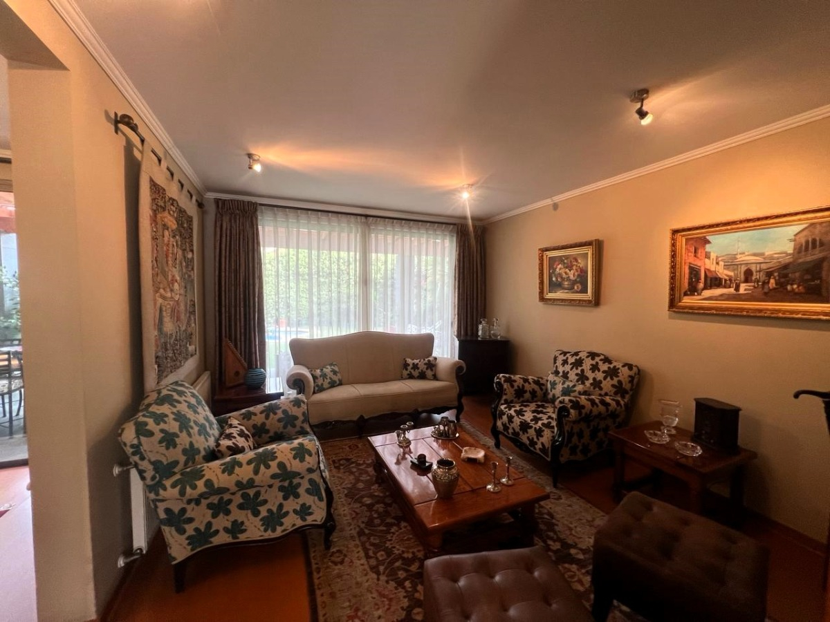 Venta Casa NP 5D en suite Walk-in cl&oacute;set 5B 4E 2B La Reina Alta - La Reina