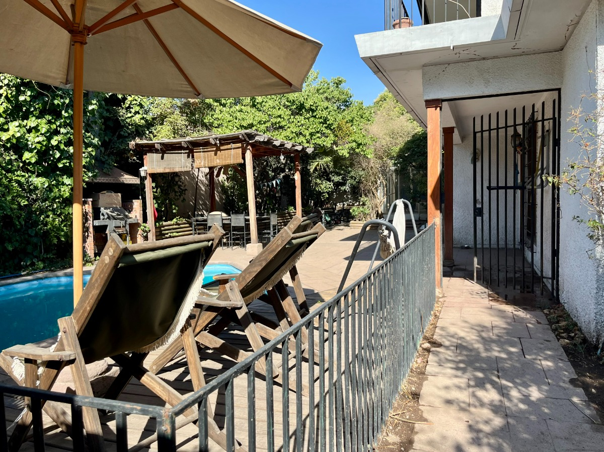 Venta Casa NO 6D en suite Walk-in cl&oacute;set 4B 3E 2B Metro Hernando de Magallanes - Las Condes