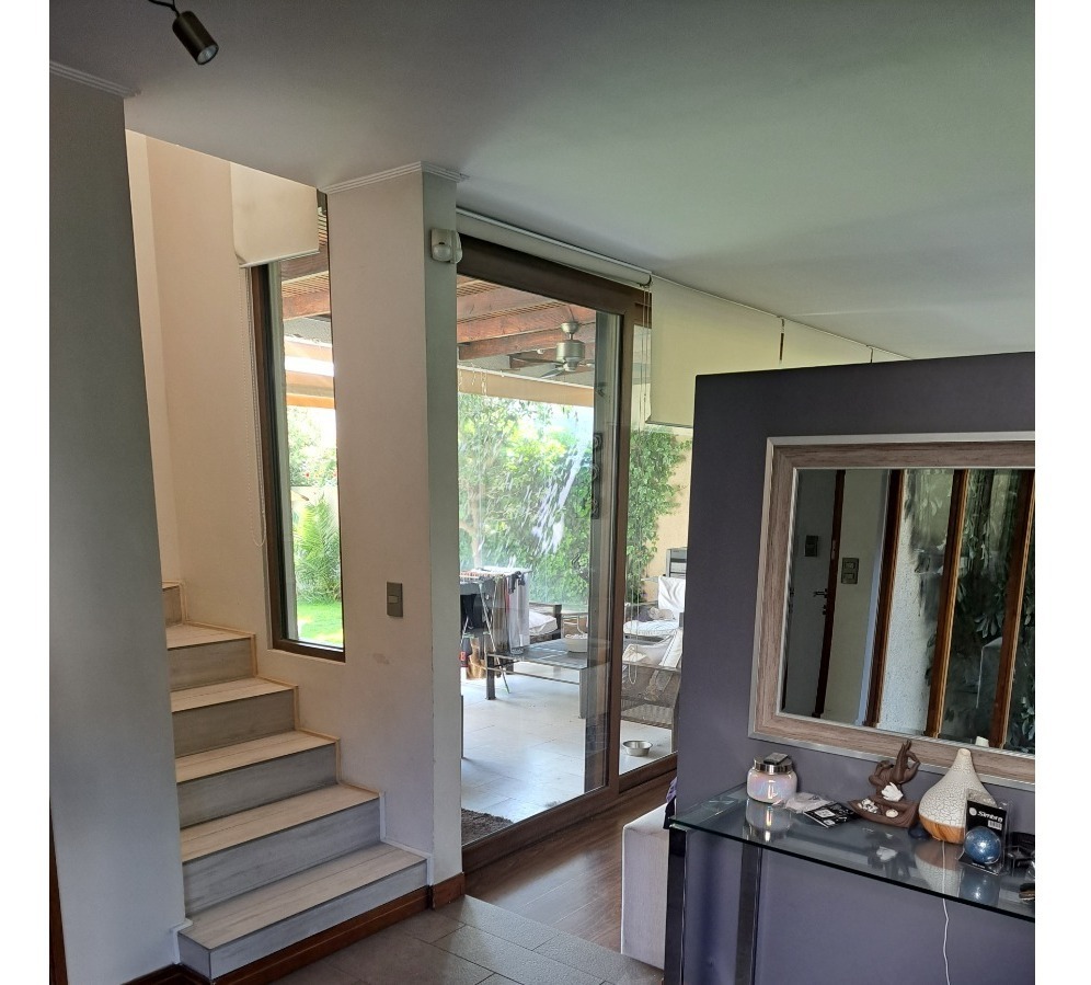 Venta Casa NP 4D en suite Walk-in cl&oacute;set 3B 2E Chicureo - Colina