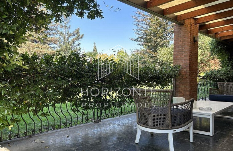 Venta Casa 5D en suite Walk-in cl&oacute;set 5B 3E 1B Los Trapenses - Lo Barnechea