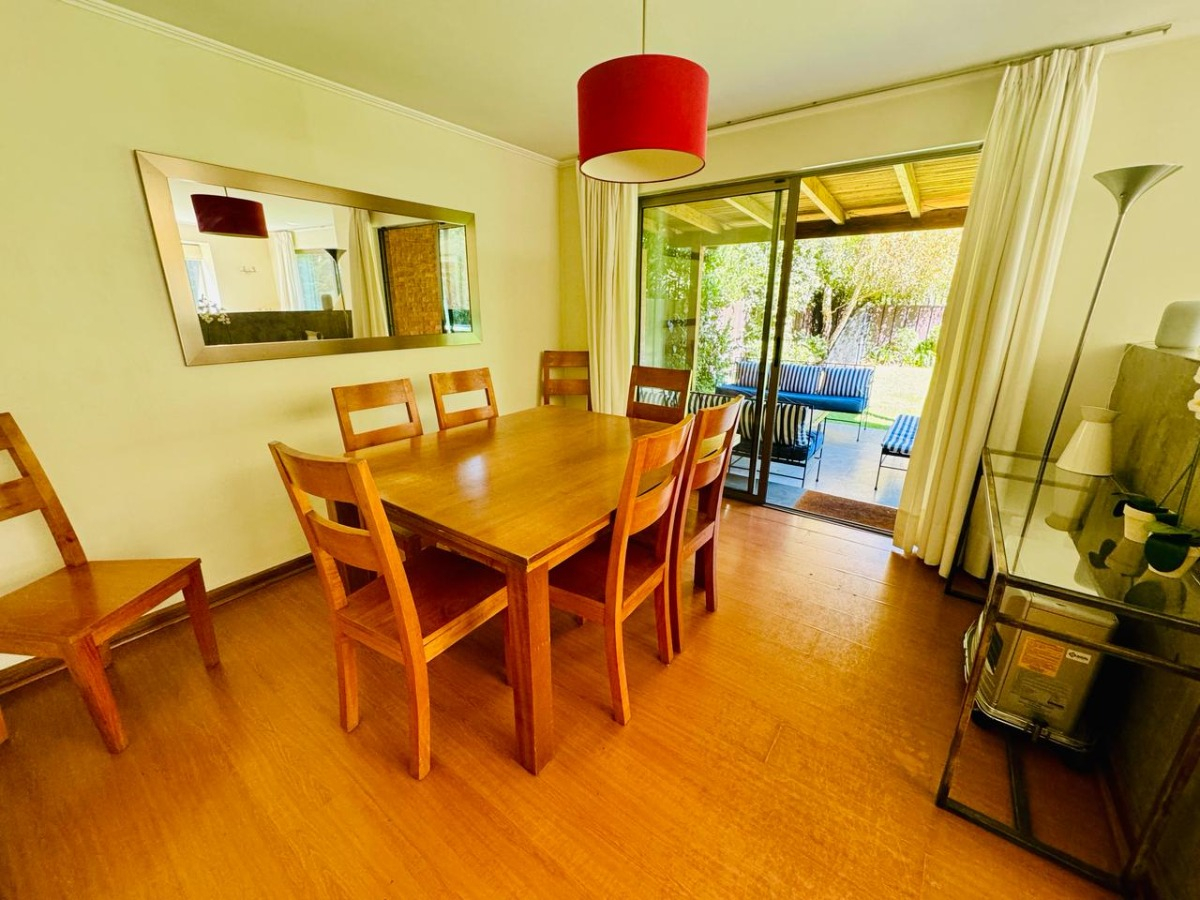 Venta Casa NP 5D en suite Walk-in cl&oacute;set 4B 3E 1B Los Trapenses - Lo Barnechea