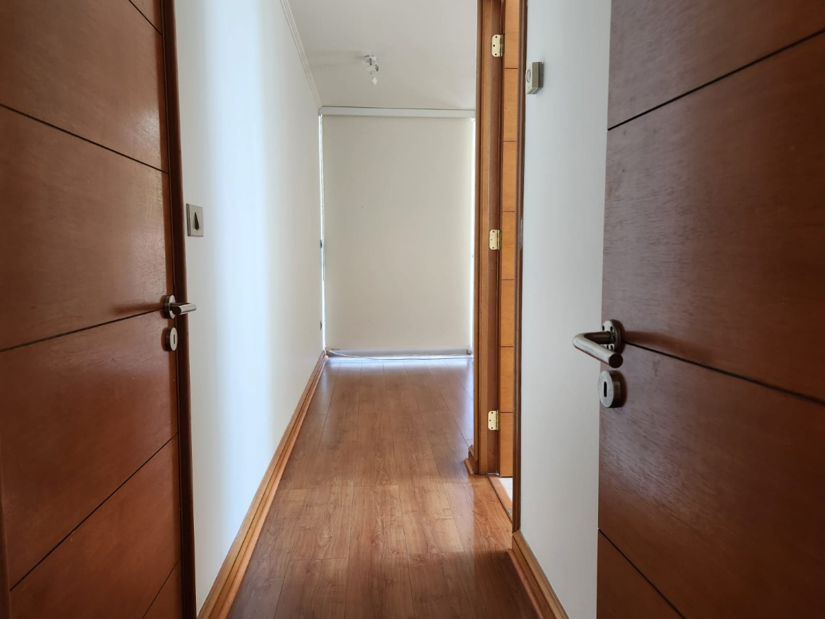 Arriendo Departamento NP 3D 2B 2E 1B Barrio El Golf - Las Condes