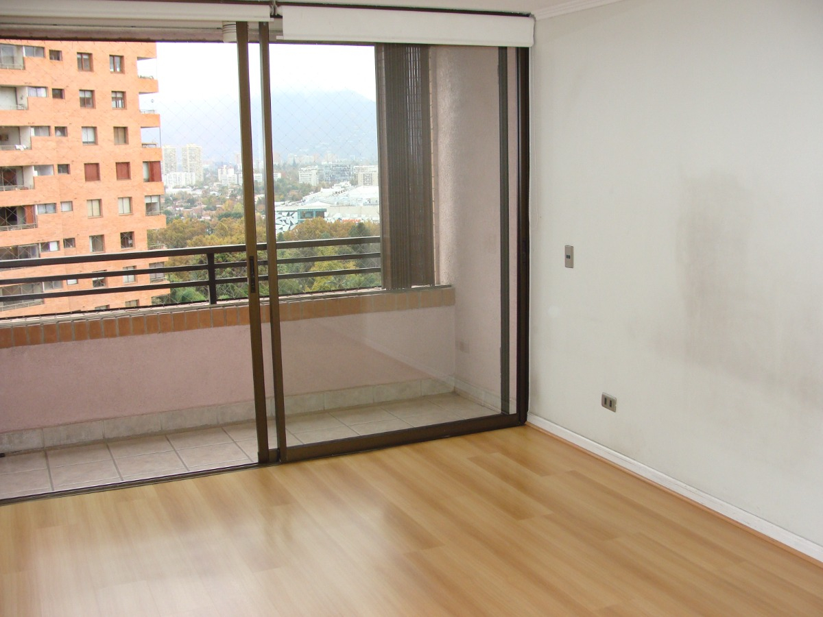 Arriendo Departamento NP 3D en suite Walk-in cl&oacute;set 2B 1E 1B Col&oacute;n Oriente - Vital Apoquindo - Las Condes