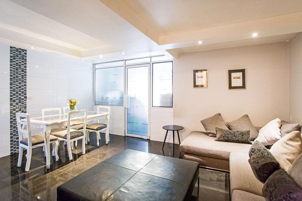 Venta Departamento NP 4D en suite Walk-in cl&oacute;set 3B 3E 1Bd Barrio El Golf - Las Condes