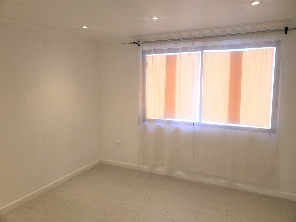 Venta Casa N 2D 1B 1E 1B La Dehesa - Lo Barnechea
