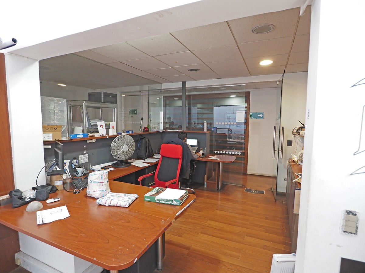 Arriendo Oficina P 2B 6E 3B Los Dominicos - Las Condes