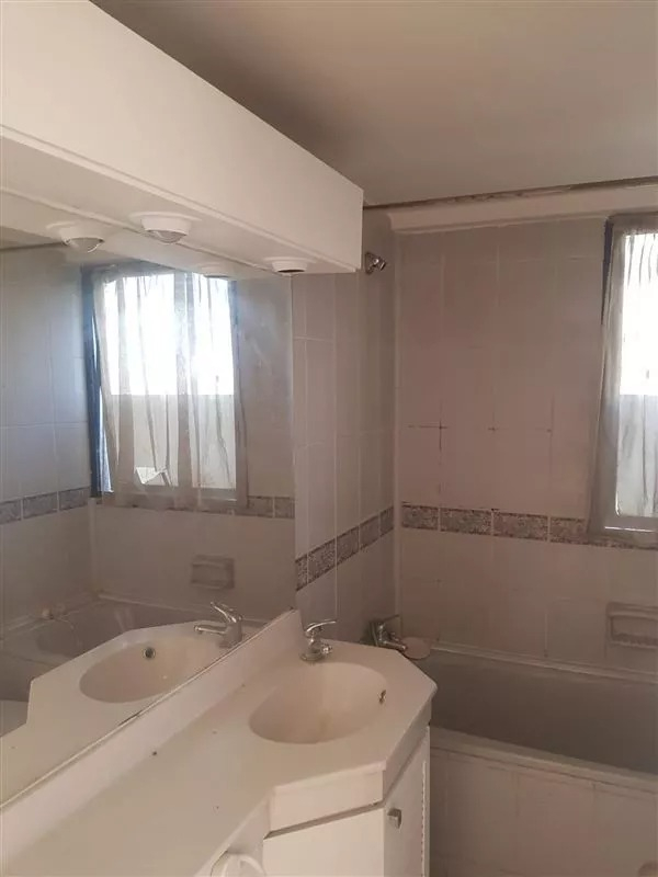 Arriendo Departamento 2D en suite 2B 1B Metro Escuela Militar - Las Condes