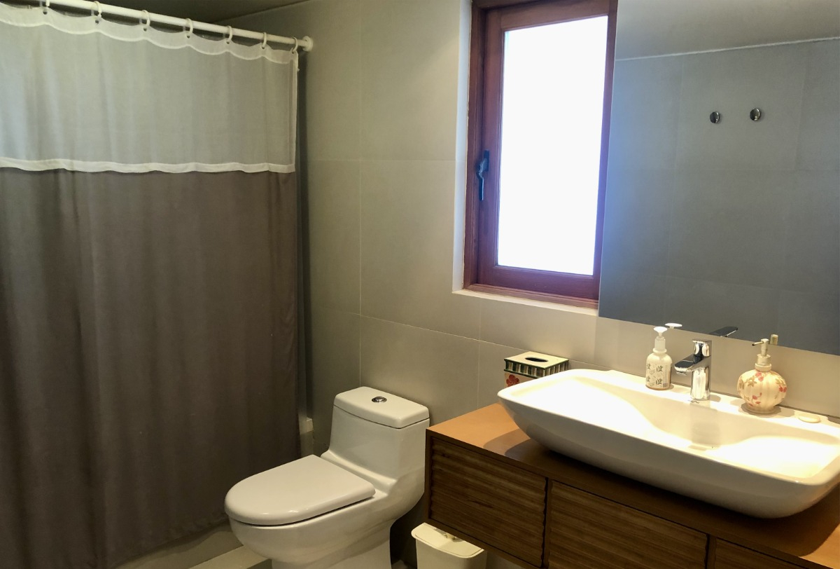 Venta Casa NOSP 5D en suite Walk-in cl&oacute;set 3B 10E 1B El Array&aacute;n - Lo Barnechea