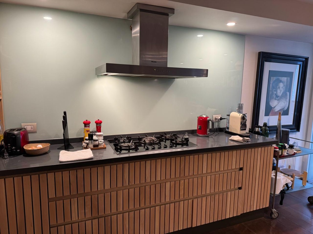 Arriendo Departamento O 4D en suite Walk-in cl&oacute;set 3B 1E 1B Barrio El Golf - Las Condes