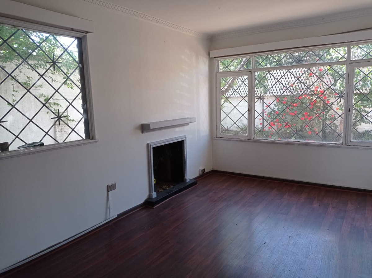 Arriendo Casa NP 2D 1B 1E 1B Sebasti&aacute;n Elcano - Las Condes