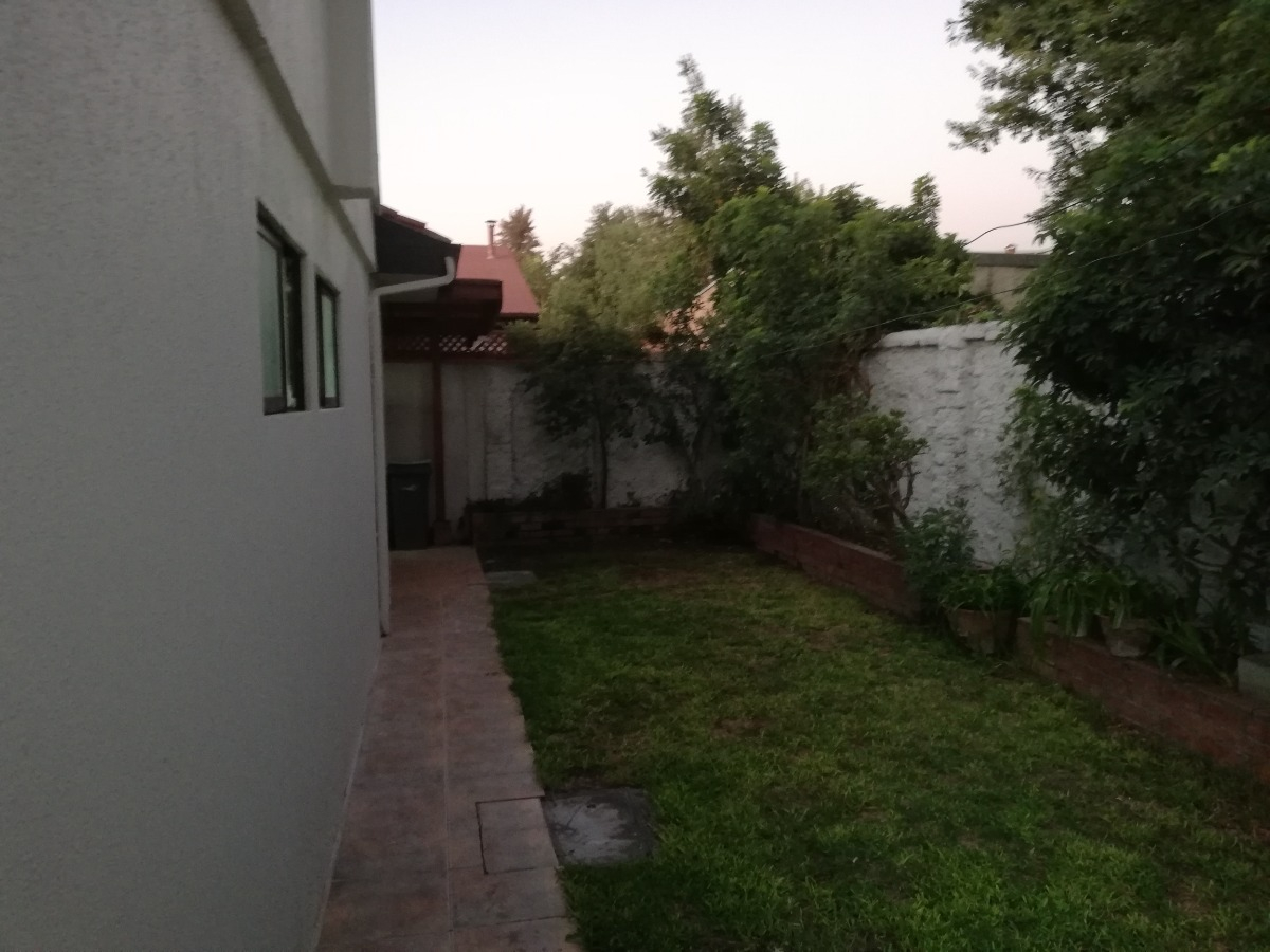 Arriendo Casa NP 4D 4B 2E 1Bd  - Las Condes