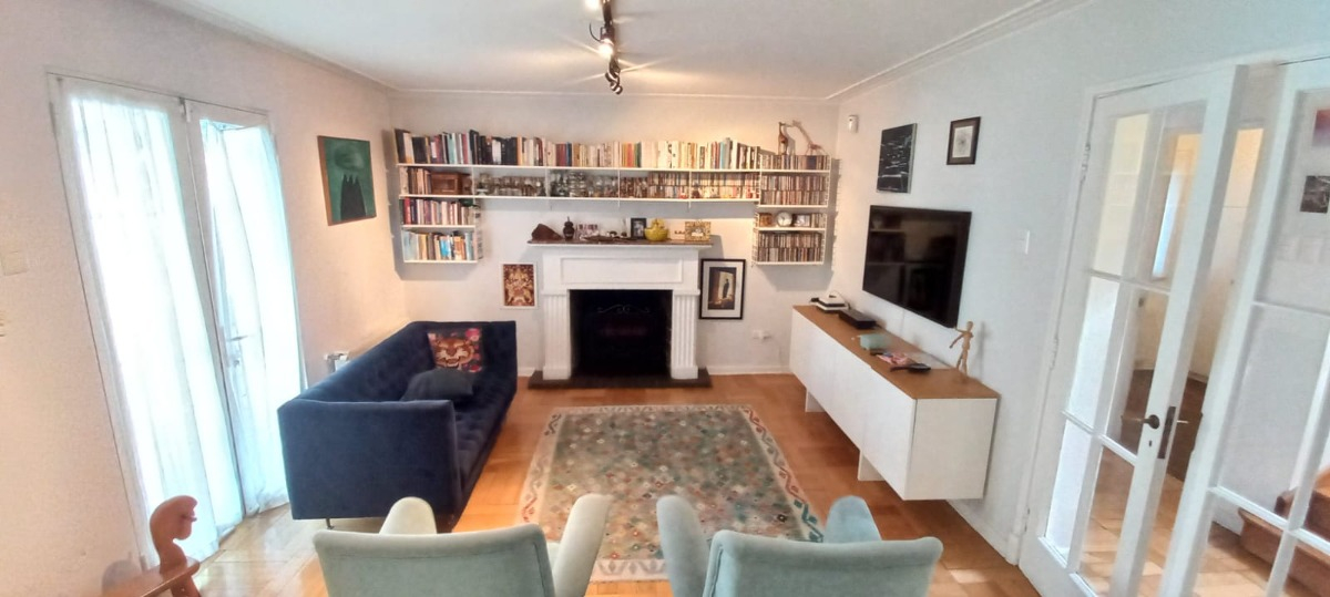 Venta Casa P 4D en suite 3B 2E 1Bd Villa Frei - &Ntilde;u&ntilde;oa