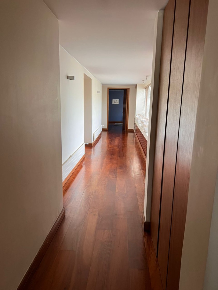 Venta Casa NO 6D en suite Walk-in cl&oacute;set 4B 5E 1B Tabancura - Vitacura