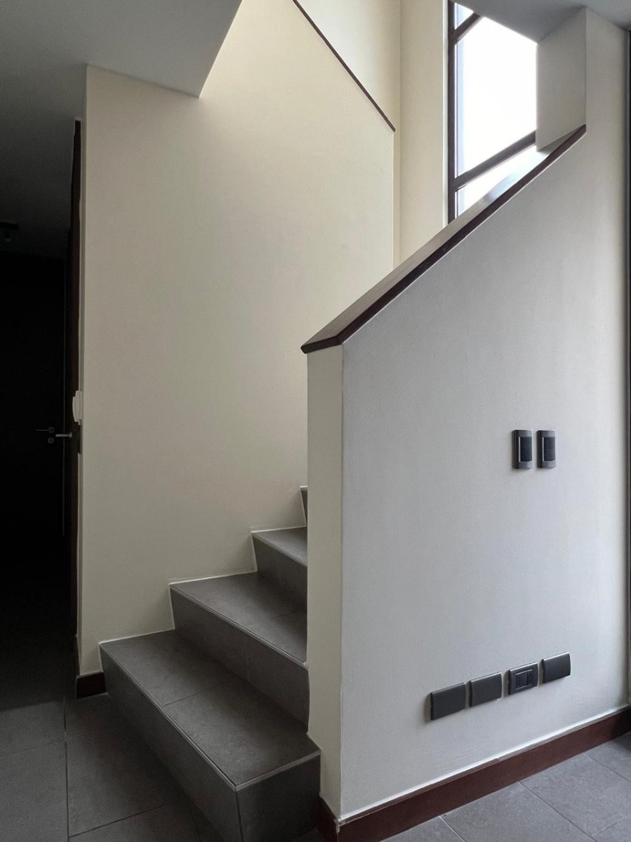 Arriendo Casa NO 5D 5B 3E 1B Los Trapenses - Lo Barnechea