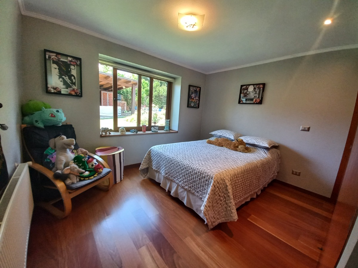 Venta Casa NP 5D en suite Walk-in cl&oacute;set 4B 6E 2B Chicureo - Colina