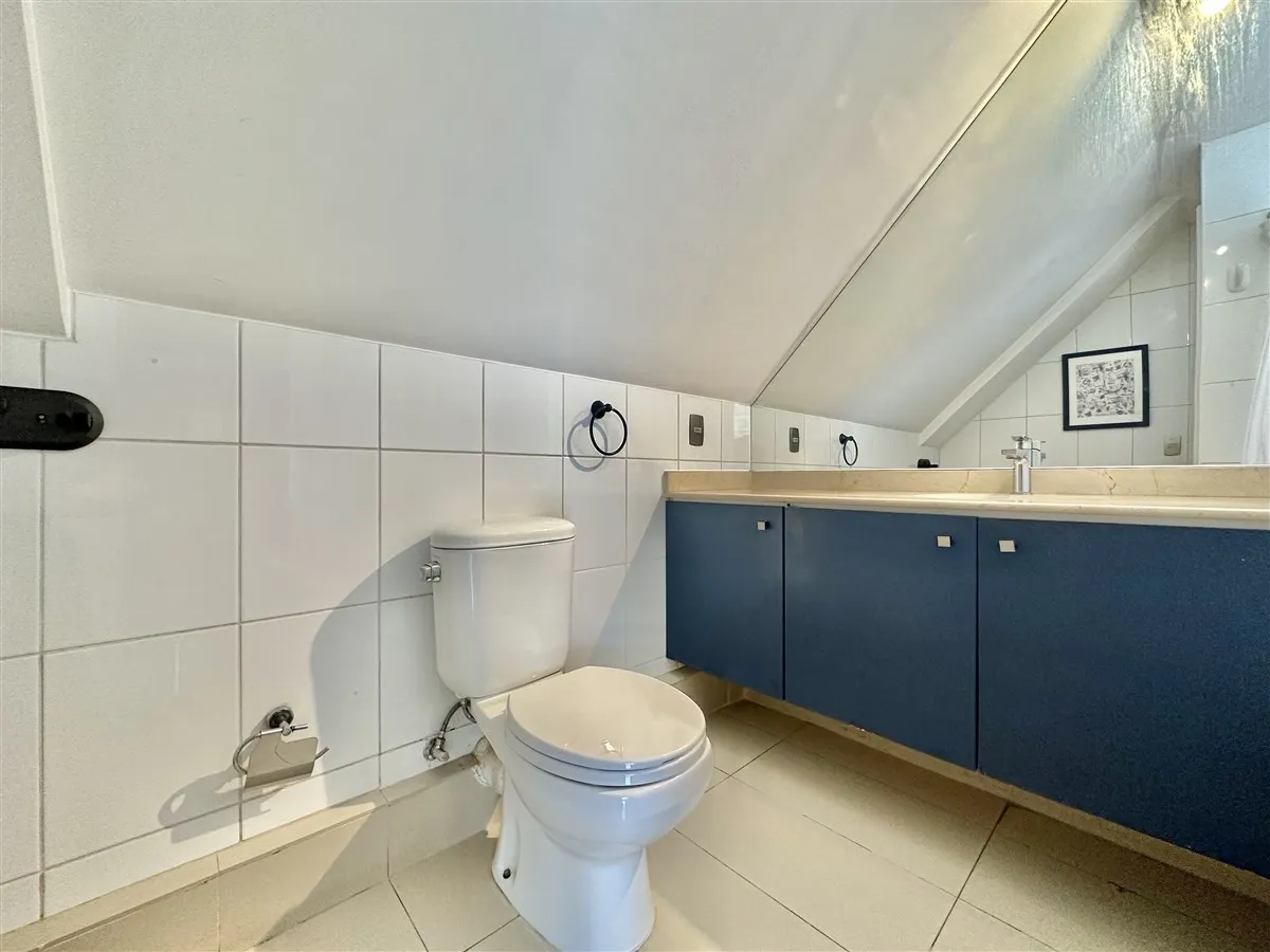 Venta Casa N 5D 4B 2E 1Bd La Dehesa - Lo Barnechea