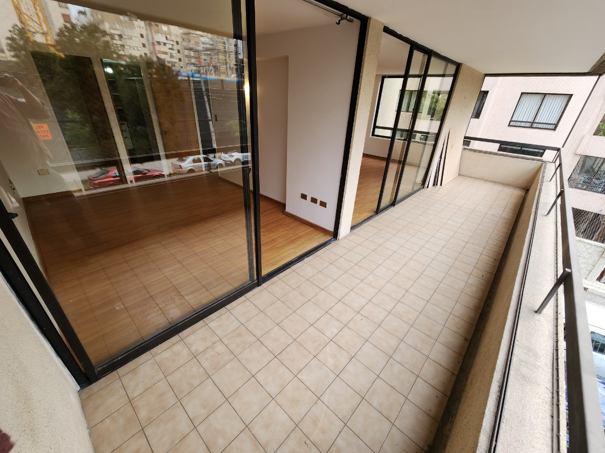 Arriendo Departamento NO 3D en suite Walk-in cl&oacute;set 3B 1E 1B Metro Manquehue - Apumanque - Las Condes