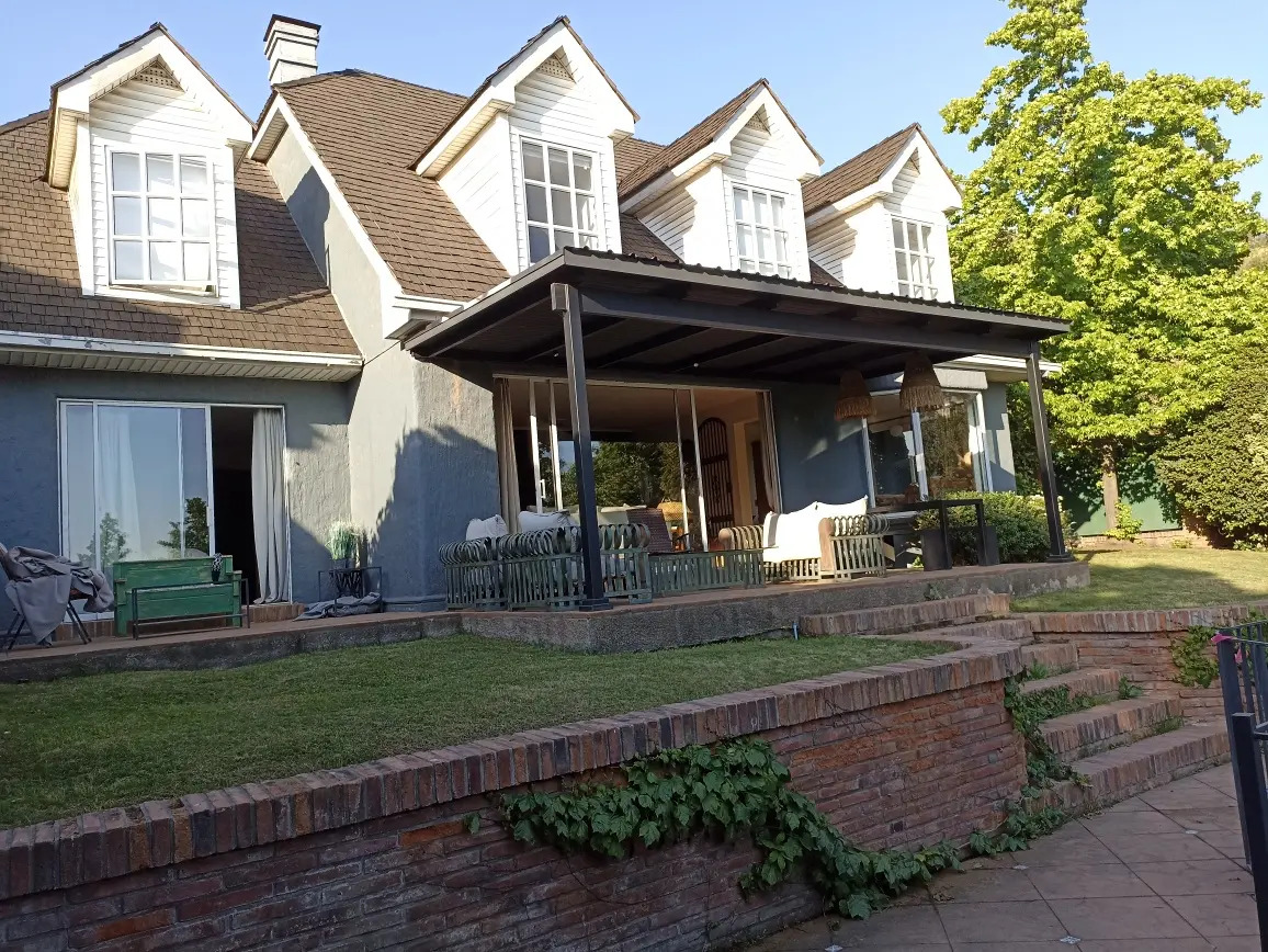 Venta Casa 5D 4B 4E El Huinganal - Lo Barnechea