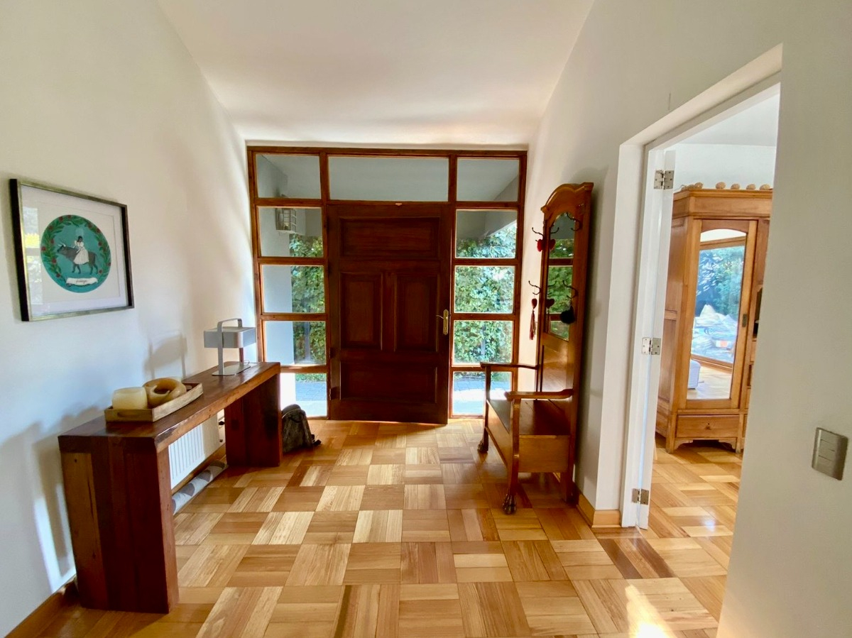 Arriendo Casa NP 4D Walk-in cl&oacute;set 3B 2E  - Vitacura