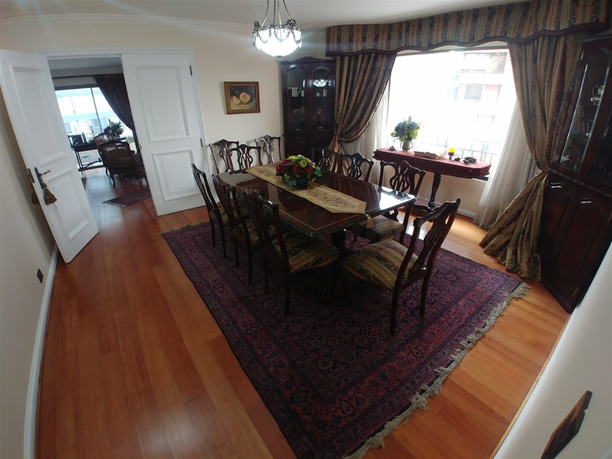 Venta Departamento NO 3D en suite Walk-in cl&oacute;set 5B 3E 2B Parque Bicentenario - Vitacura